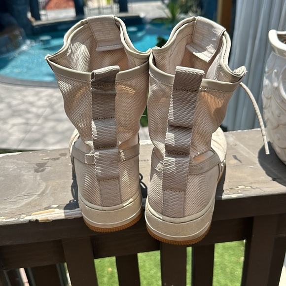 Nike high tops - Picture 4 of 4